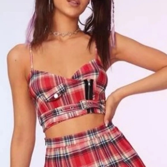 SHEIN - Red and Black Plaid School Girl Set - Picture 2 of 7
